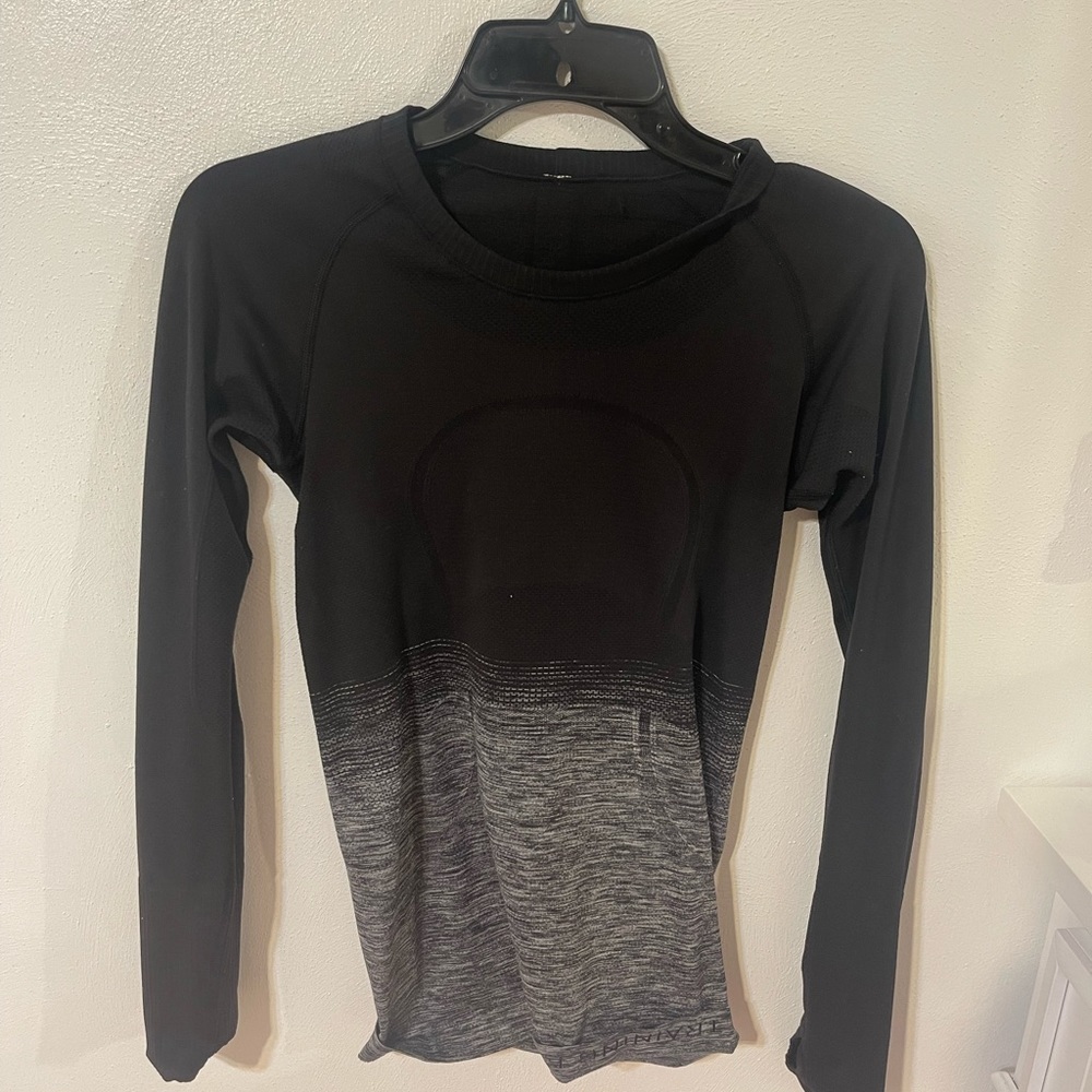 Doesn't Fit Me Anymore, From Lululemon Size 2 Swi… - image 1
